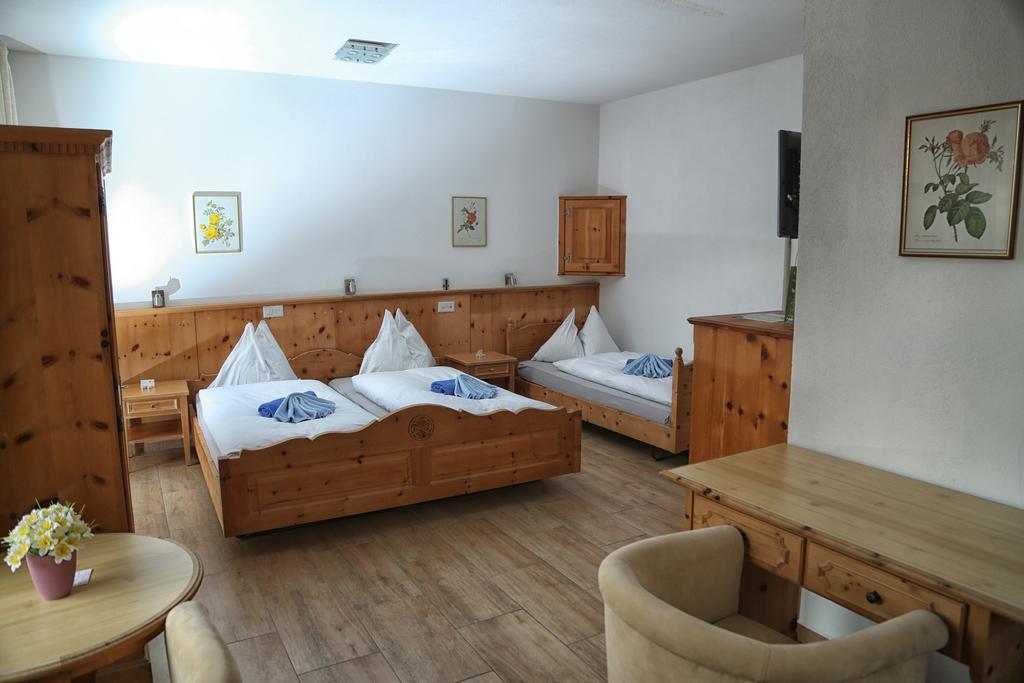 Gasthof Adler Frick Quarto foto